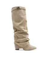 čizme od prevrnute kože na štiklu, sa naborima