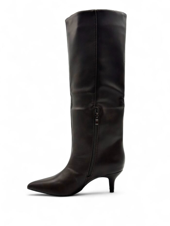 Duboke čizme na malu štiklu 2526A BROWN - Slika 3