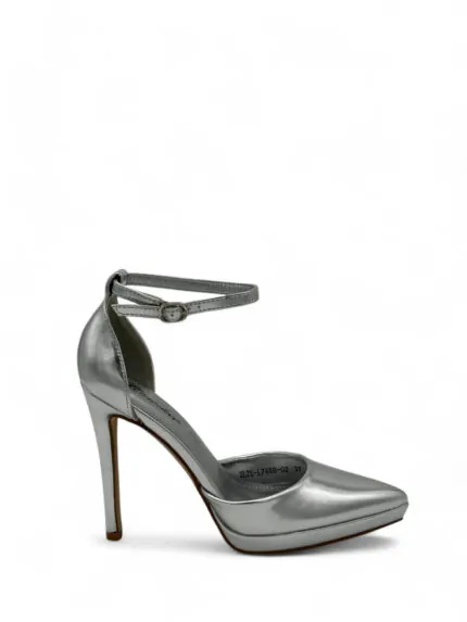 srebrne salonke na platformu sa kaišićem oko gležnja