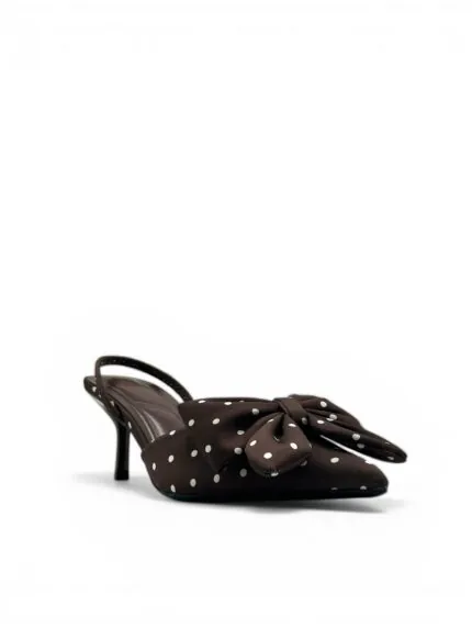 sandale sa otvorenom petom na tufnice